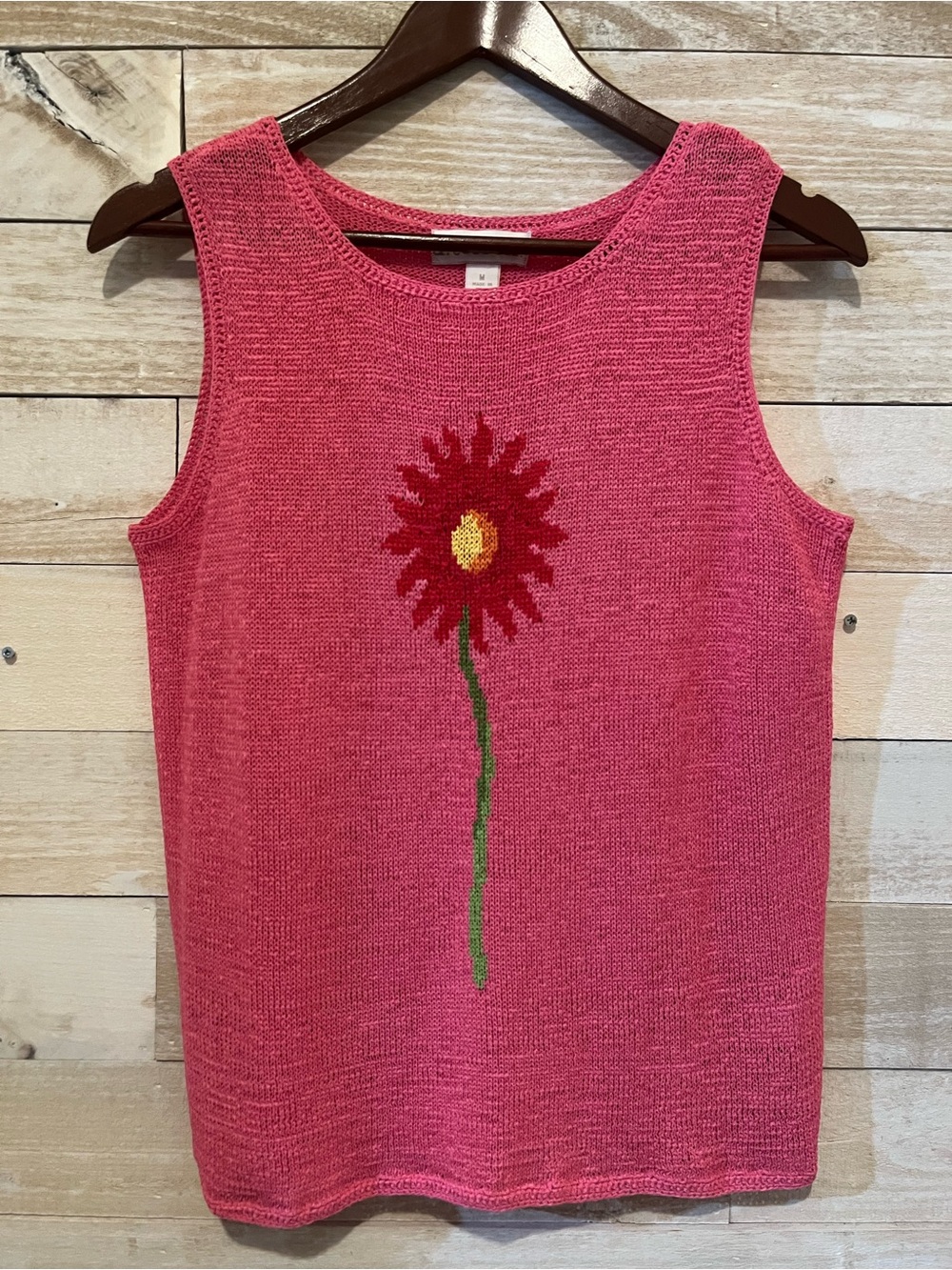 d. Terrell Pink Sleeveless Knit Tank with Floral Motif Cochet Size Medium